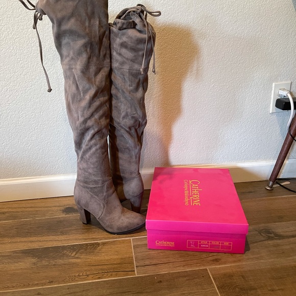 Catherine Malandrino Sorcha boot in Taupe - Picture 3 of 10